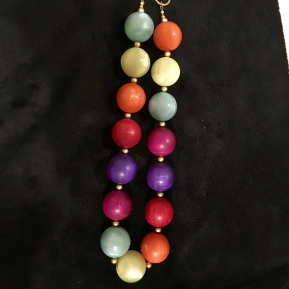 Multicolor Round Bead Resin Necklace - Picture 6 of 6